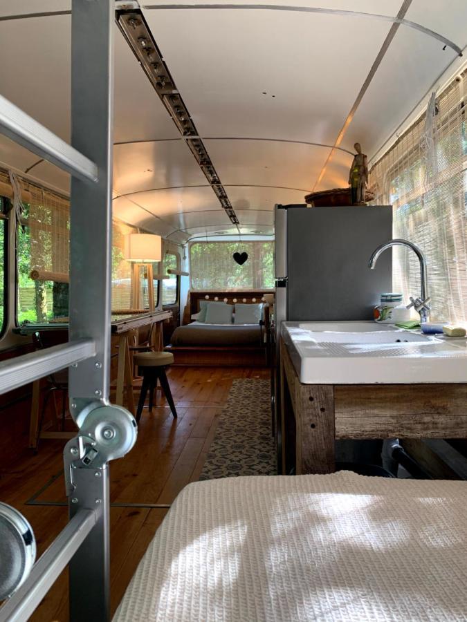 Magic Roof Top Bus With Big Bath In The Tree Forest! มีมีซ็อง ภายนอก รูปภาพ
